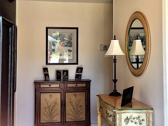 2nd image of 4 Saint Christopher Ct