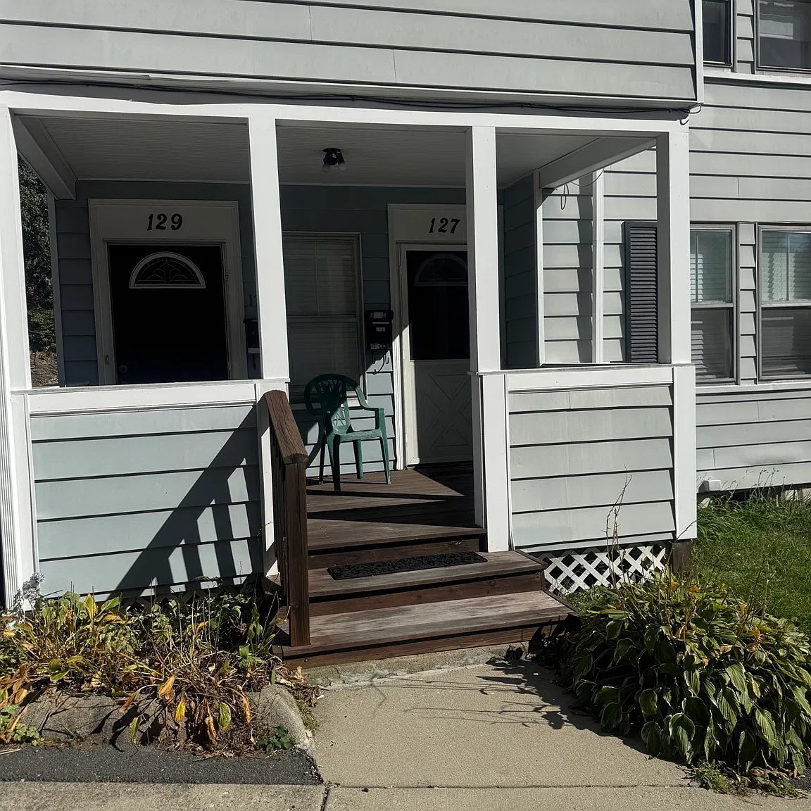 2 bed, 1.0 bath, 1100 sqft, $2,200 — Photo 1