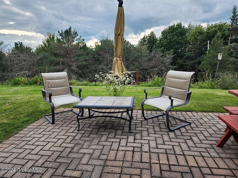 5th image of 222 Stone Ridge Drive