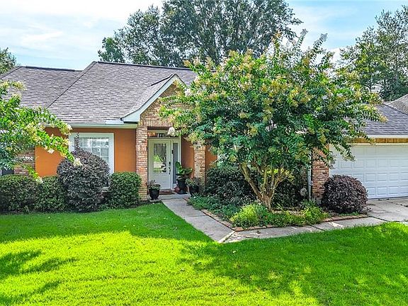 3rd image of 444 Choctaw Dr
