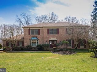 8 Locust Way, Lafayette Hill, PA 19444