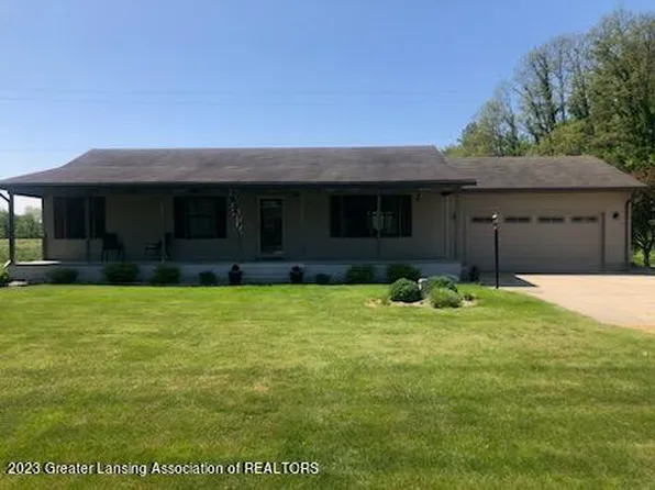2115 W Santee Hwy, Charlotte, MI 48813