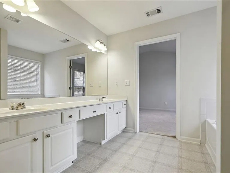3033 Hartright Bend Ct — Photo 19