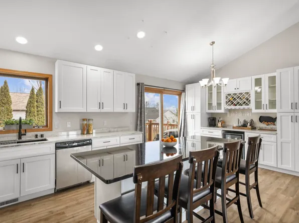6318 Seven Pines Ave, Madison, WI 53718