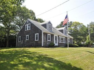 389 Williston Rd, Sagamore Beach, MA 02562