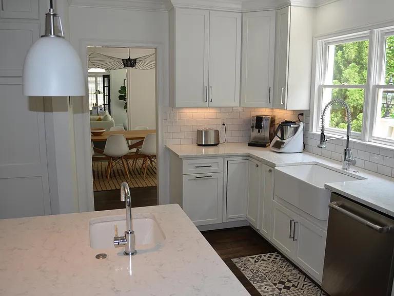 3825 Peachtree Dunwoody Rd NE — Photo 13