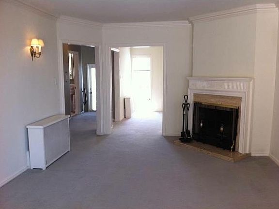 5th image of 2327 Laguna St