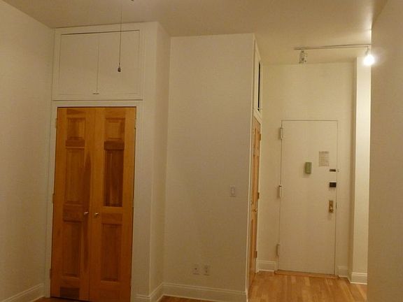 3rd image of 241 W 108th St APT 2E