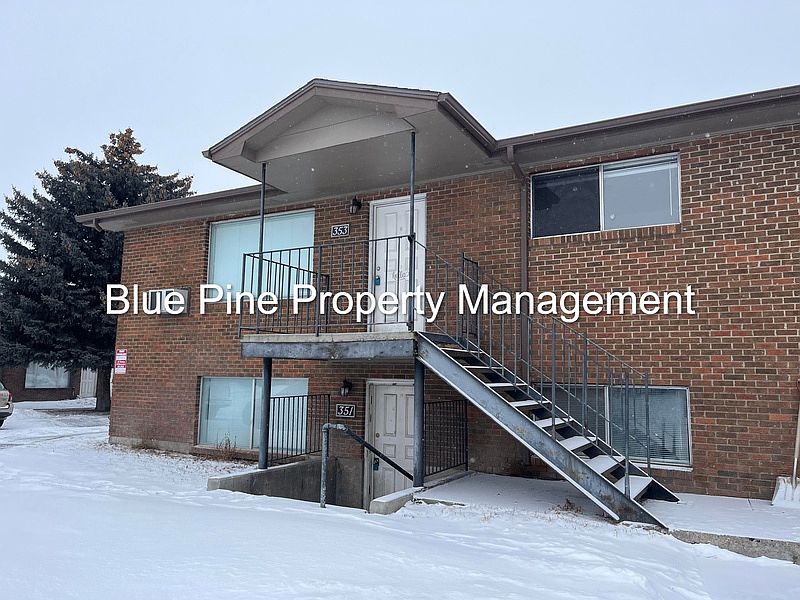 1st image of 351 E 15th St