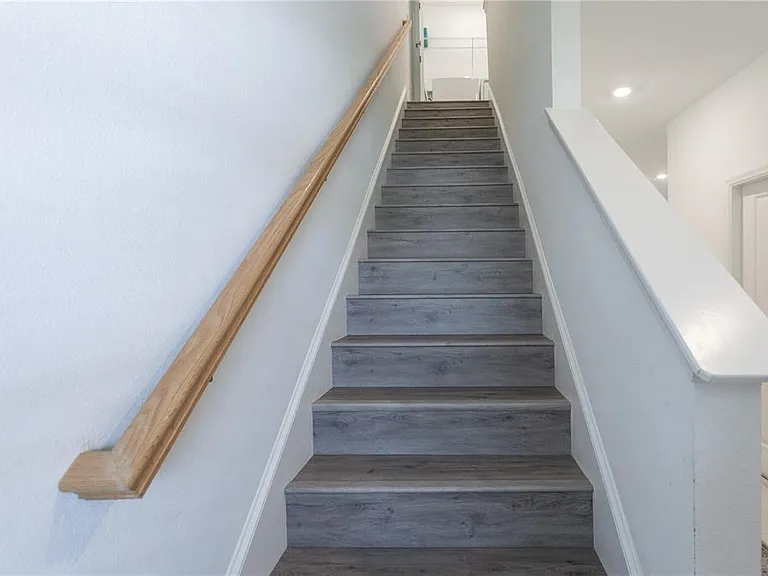 8473 Lunar Skye St — Photo 30