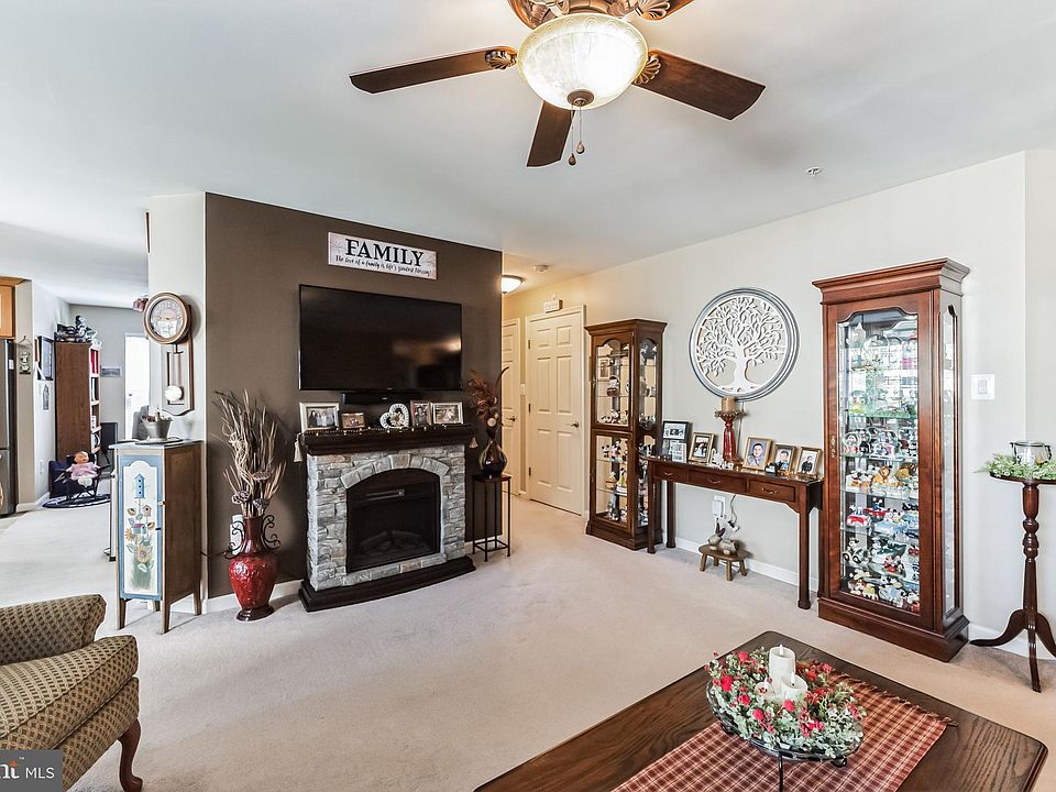 2501 Coleridge Dr #1-2C, Frederick, MD 21702 | Zillow