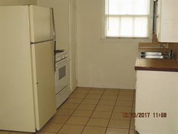 2nd image of 1250 Green St