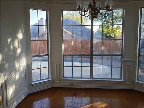 3rd image of 804 Ashburn Pl