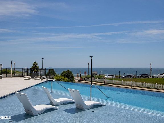 5th image of 350 Ocean Avenue N #507