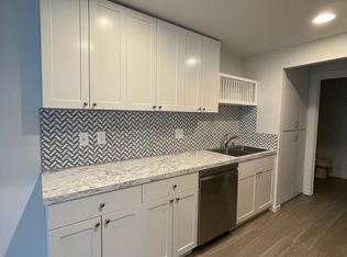 14024 SE Newport Way, Bellevue, WA 98006