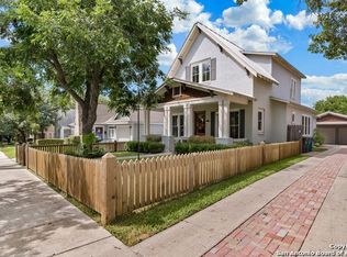 207 W Norwood Ct, San Antonio, TX 78212