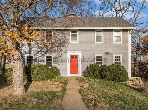 715 NE 55th St, Kansas City, MO 64118