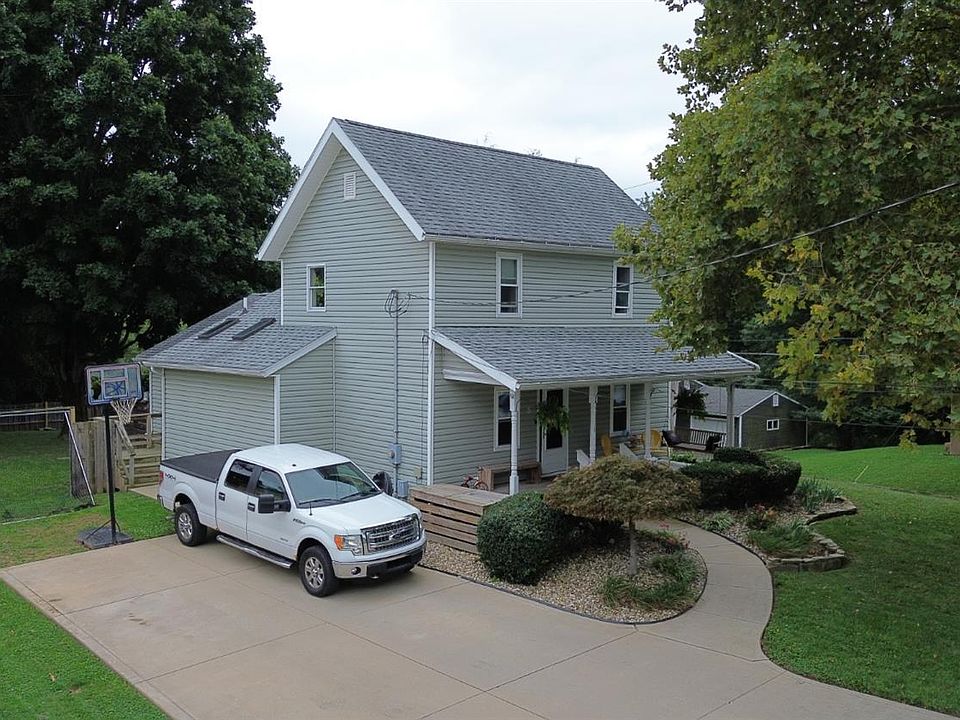 1st image of 15 Jackson St