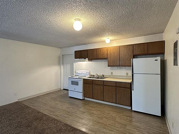 4th image of 148 Prickett Ln APT 3