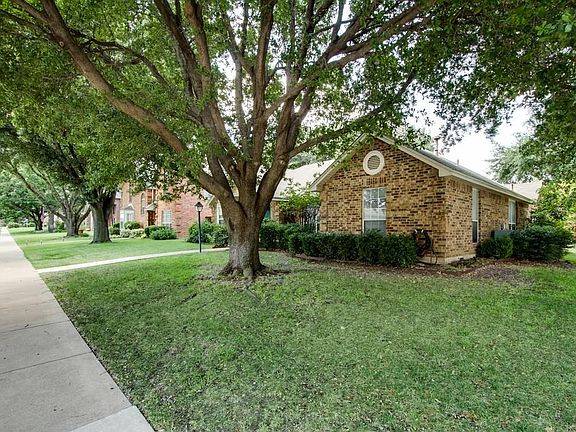 3rd image of 1307 Falcon Dr