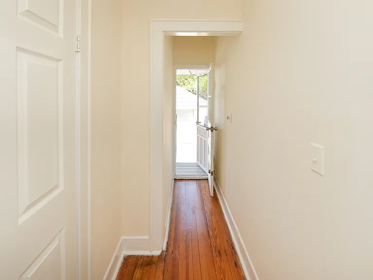 467 Washington Ave #1 — Photo 7