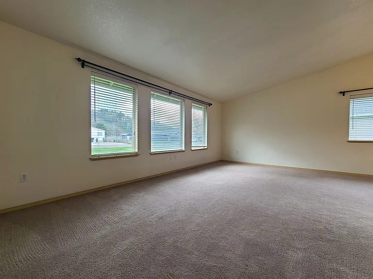 115 Charles St — Photo 3