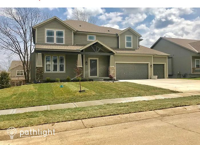 1st image of 5217 Meadow View Dr
