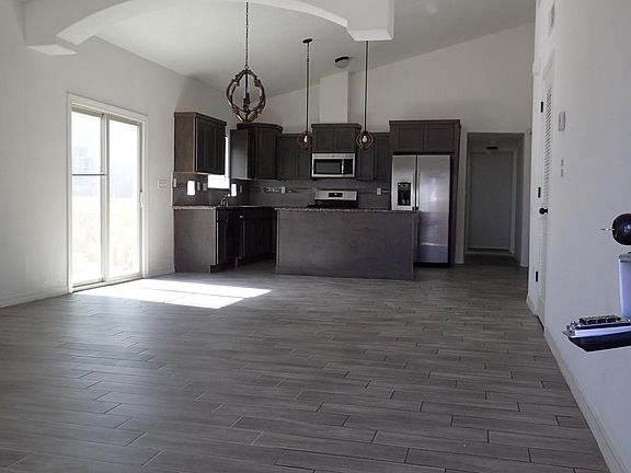 2nd image of 14832 Tierra Escape Ave
