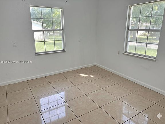 3rd image of 1178 NW 105th Ter
