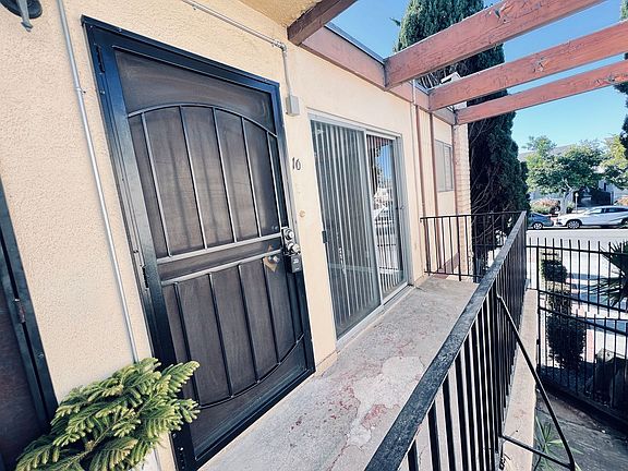 5th image of 4665 Cherokee Ave APT 10