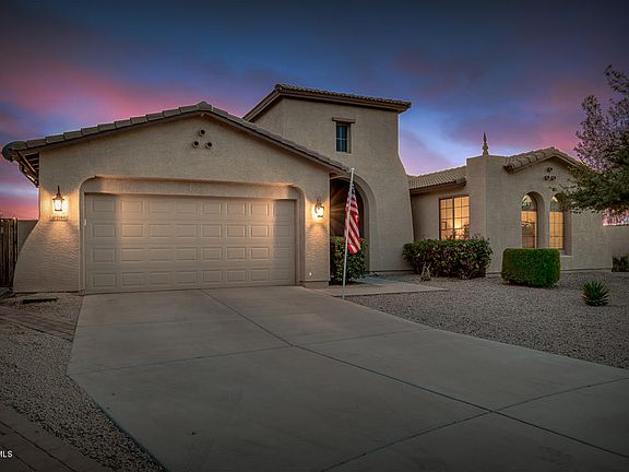 3rd image of 21841 E Via De Olivos Dr