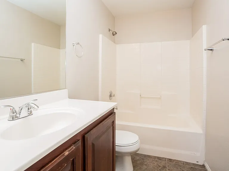 9150 Brilliant Prairie Ct — Photo 13