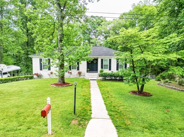 1444 Piedmont Dr NE, Dalton, GA 30721