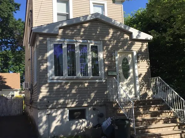 761 Golden Ave, Secaucus, NJ 07094