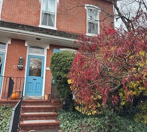 2nd image of 117 E Biddle St Floor 2
