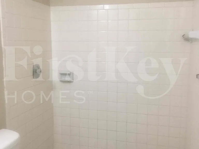 19742 Carolina Cir — Photo 33