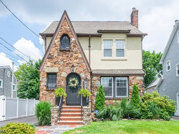 433 E 5Th Ave, Roselle Boro, NJ 07203