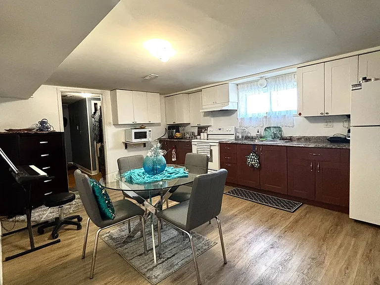 7841 Martin Grove Rd #LOWER LEVEL — Photo 3