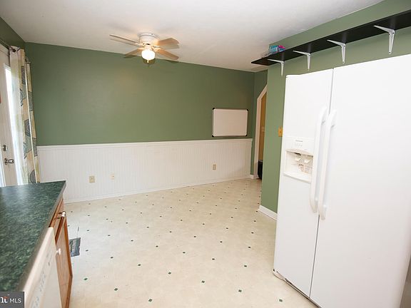 5th image of 355 Cherrydale Ave