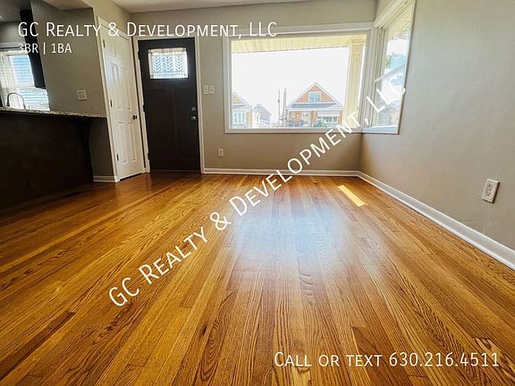 3rd image of 5830 S Moody Ave