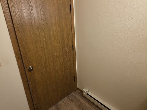 5th image of 1075 4th St NE #092db4e2d