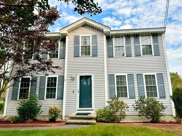 30 Hartwell Brook Drive, Nashua, NH 03060