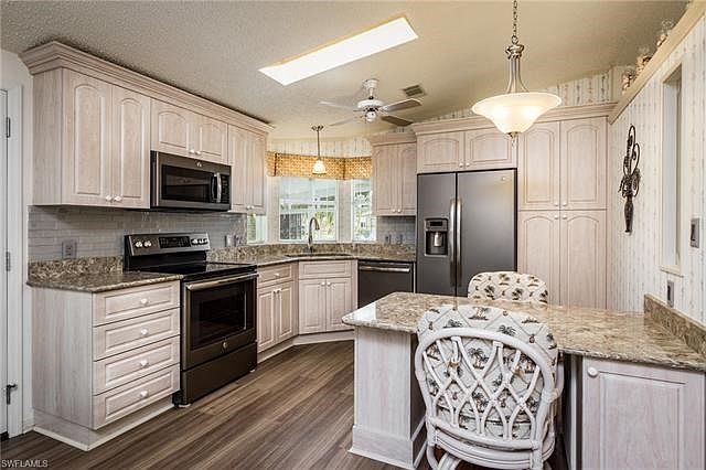 1st image of 81 Peach Palm Ln #81