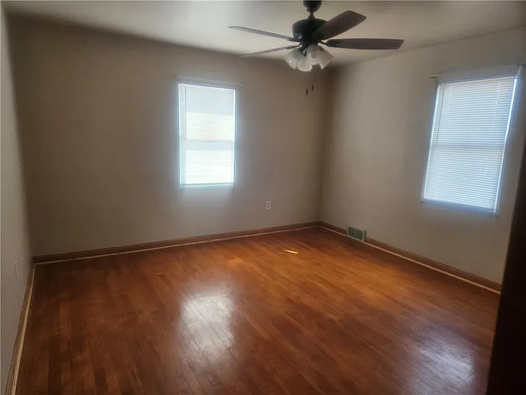 2448 Mill St — Photo 12