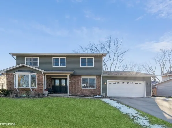 835 Concord Ln, Hoffman Estates, IL 60192