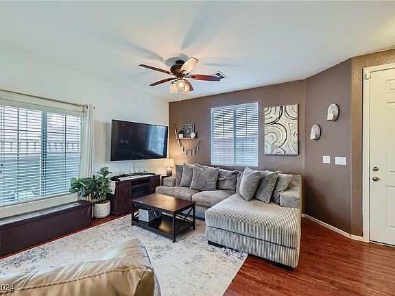 5th image of 936 Sable Chase Pl Unit 936