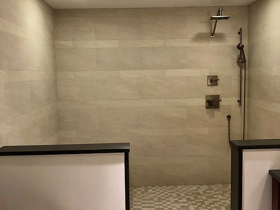 3rd image of 125 Ocean Ave