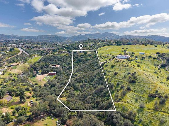 3rd image of 12616 Sierra Rojo Rd