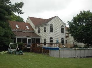 63 Rustic Trl, Flemington, NJ 08822