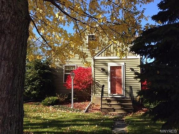 3rd image of 240 Fairfield Ave
